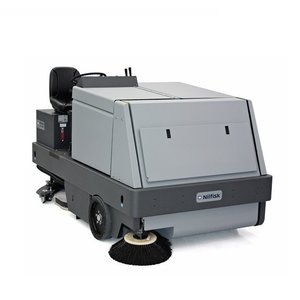 Nilfisk CR1500 Combined Sweeper / Scrubber Dryer (LPG/Diesel)
