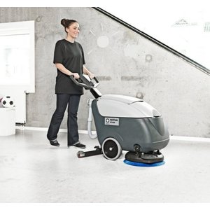 Nilfisk Pedestrian Scrubber Dryer (SC400)